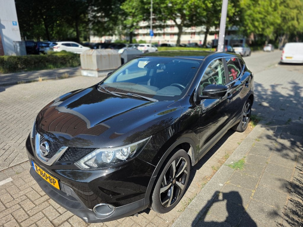 Nissan Qashqai 1.2 Dig-t 85KW 2WD 2016 Zwart, Auto's, Voorwielaandrijving, 4 cilinders, Zwart, 1200 kg