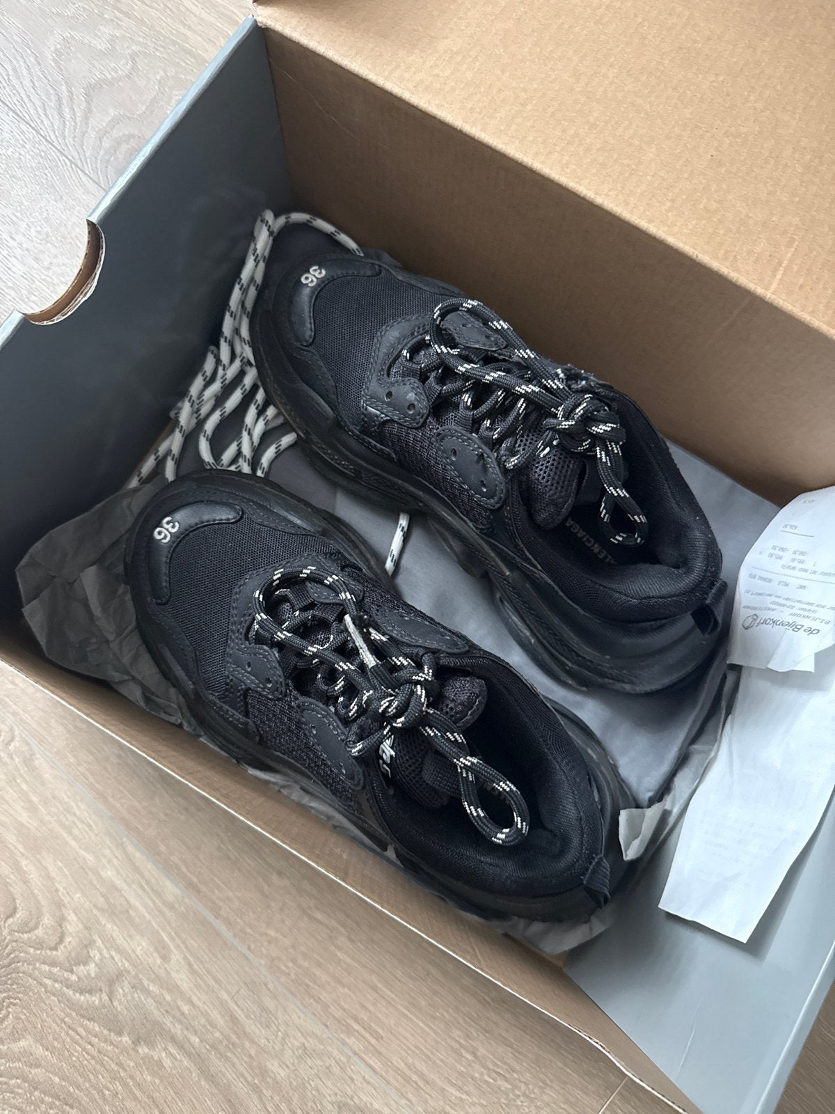 Balenciaga Triple S sneakers maat 36 met bon, Kleding | Dames, Ophalen, Zo goed als nieuw, Zwart, Sneakers of Gympen