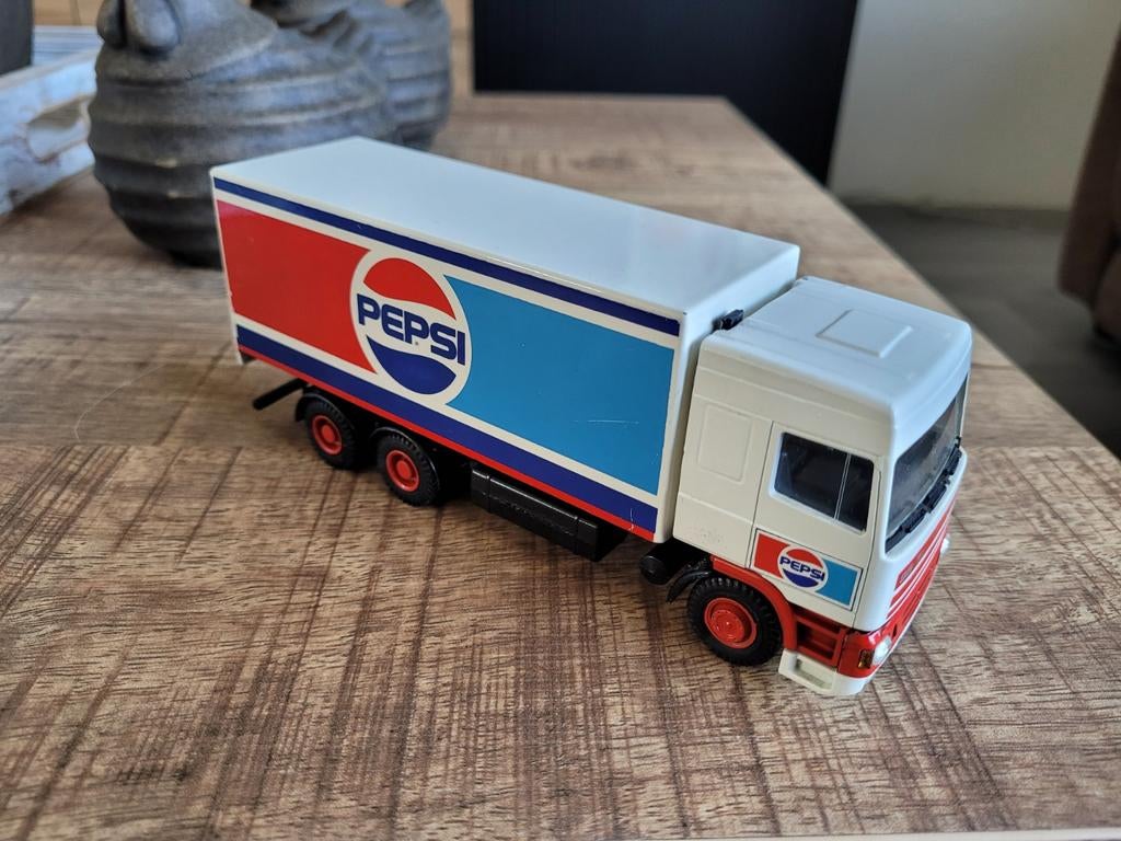 Daf pepsi cola, Zo goed als nieuw, L, Lion, L