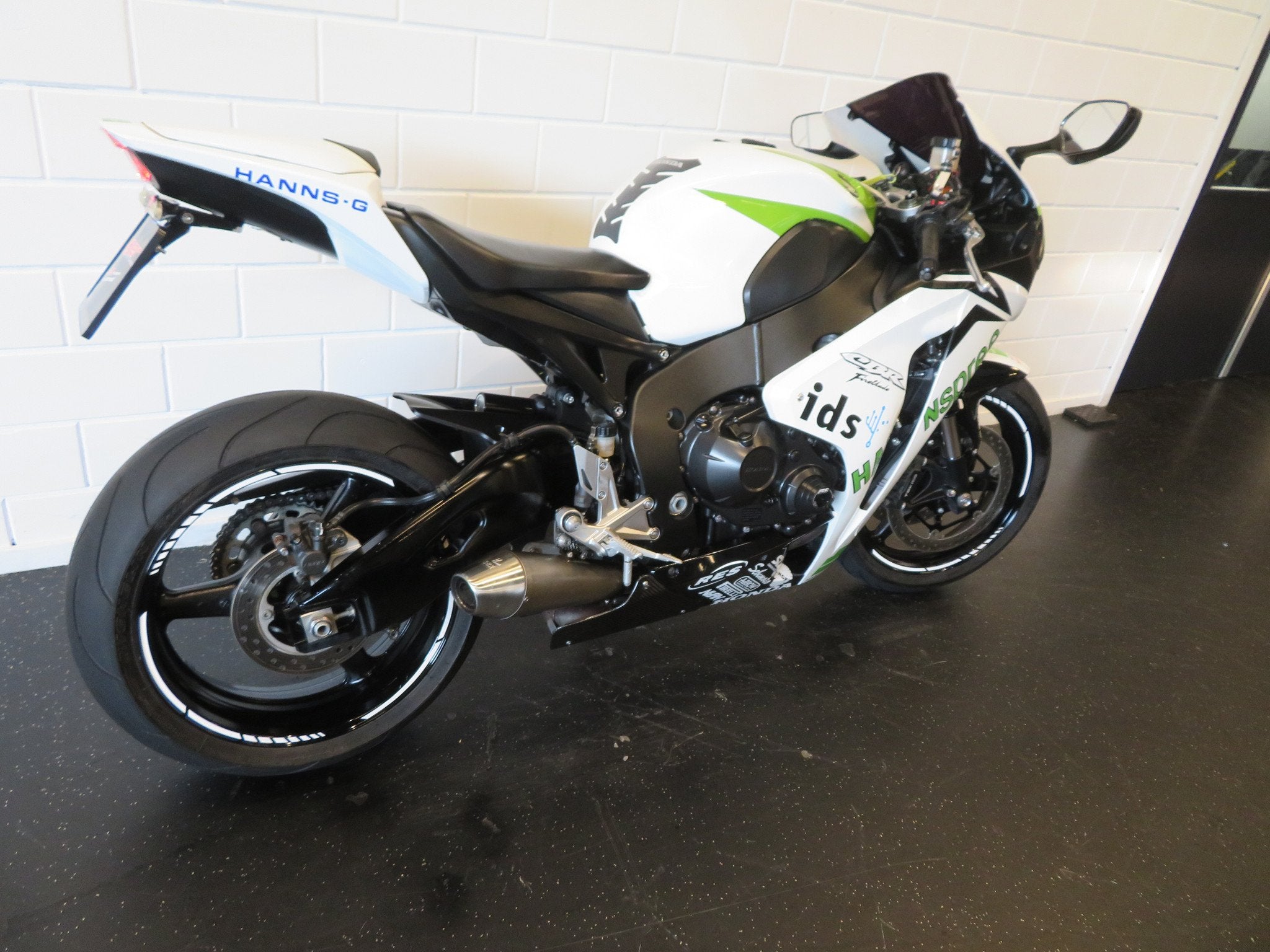 Honda CBR 1000 RR FIREBLADE HANSPREE TOP! (bj 2011), Super Sport, Gebruikt, Bedrijf