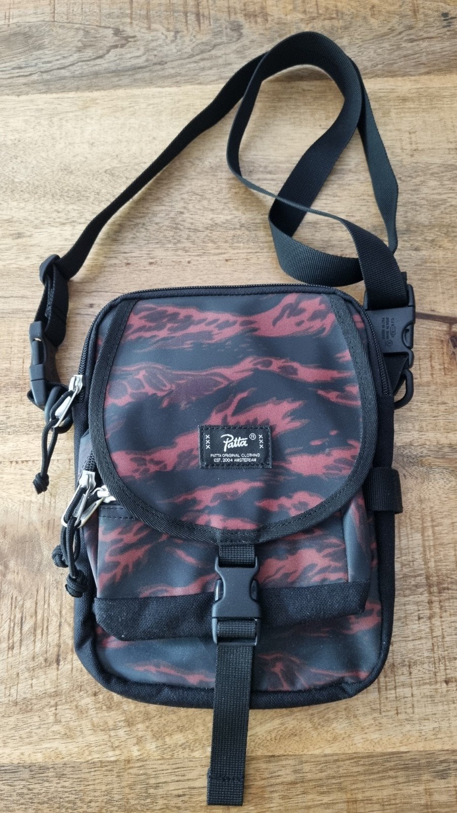 Patta Essentials Bag. Crossbody / shoulderbag., Ophalen of Verzenden, Nieuw, Overige kleuren, Overige merken