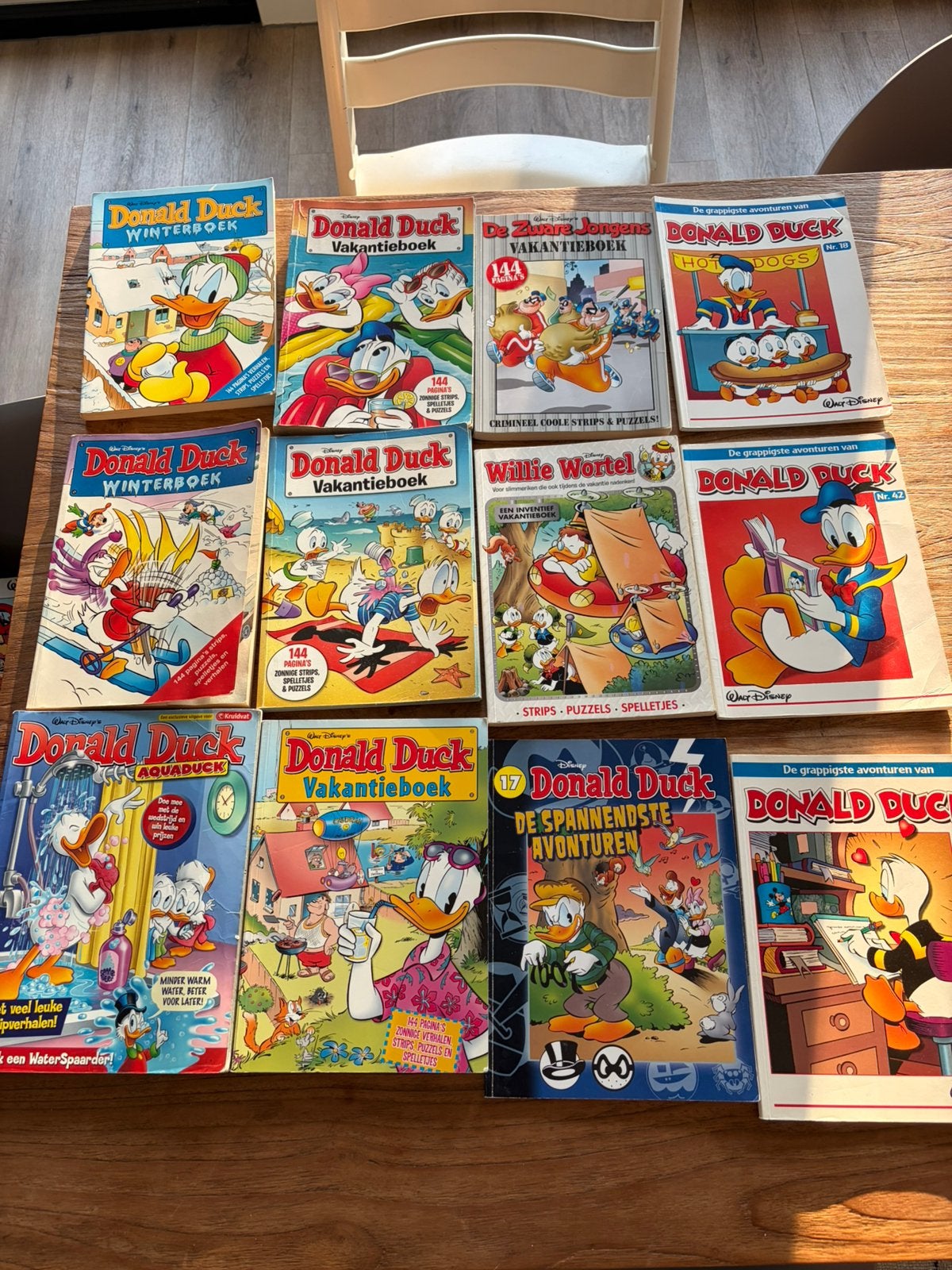 Verschillende soorten Donald Duck, Meerdere comics, Ophalen of Verzenden, Zo goed als nieuw, Europa
