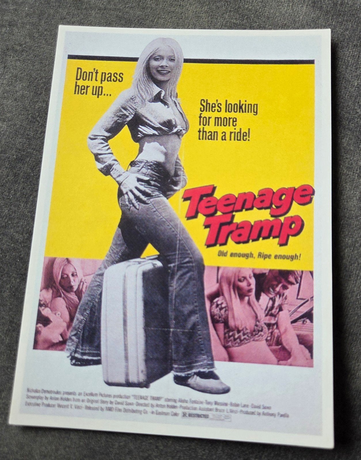 Teenage Tramp (1993), Verzenden, 1980 tot heden, Ongelopen, Sterren en Beroemdheden