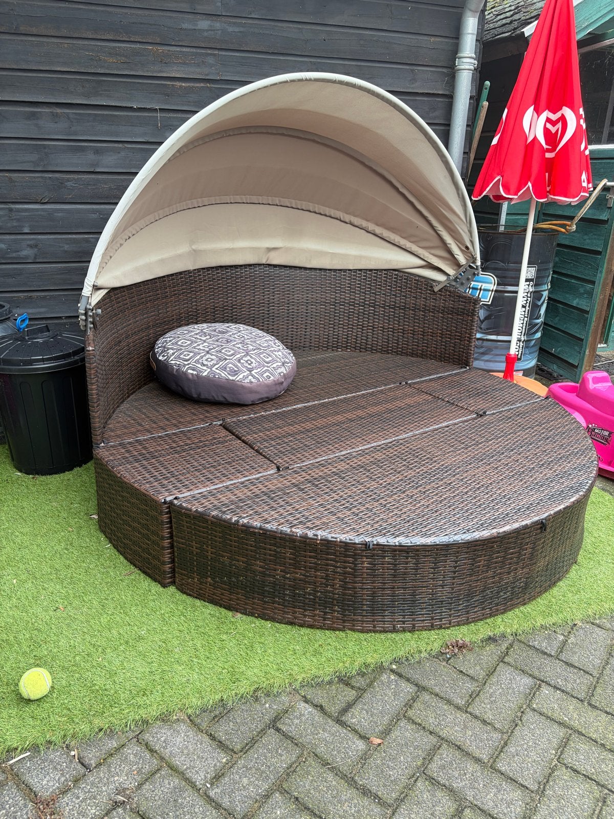 Wicker Ligbed Buiten met Zonnescherm, Ophalen of Verzenden, Gebruikt, Wicker, Verstelbaar