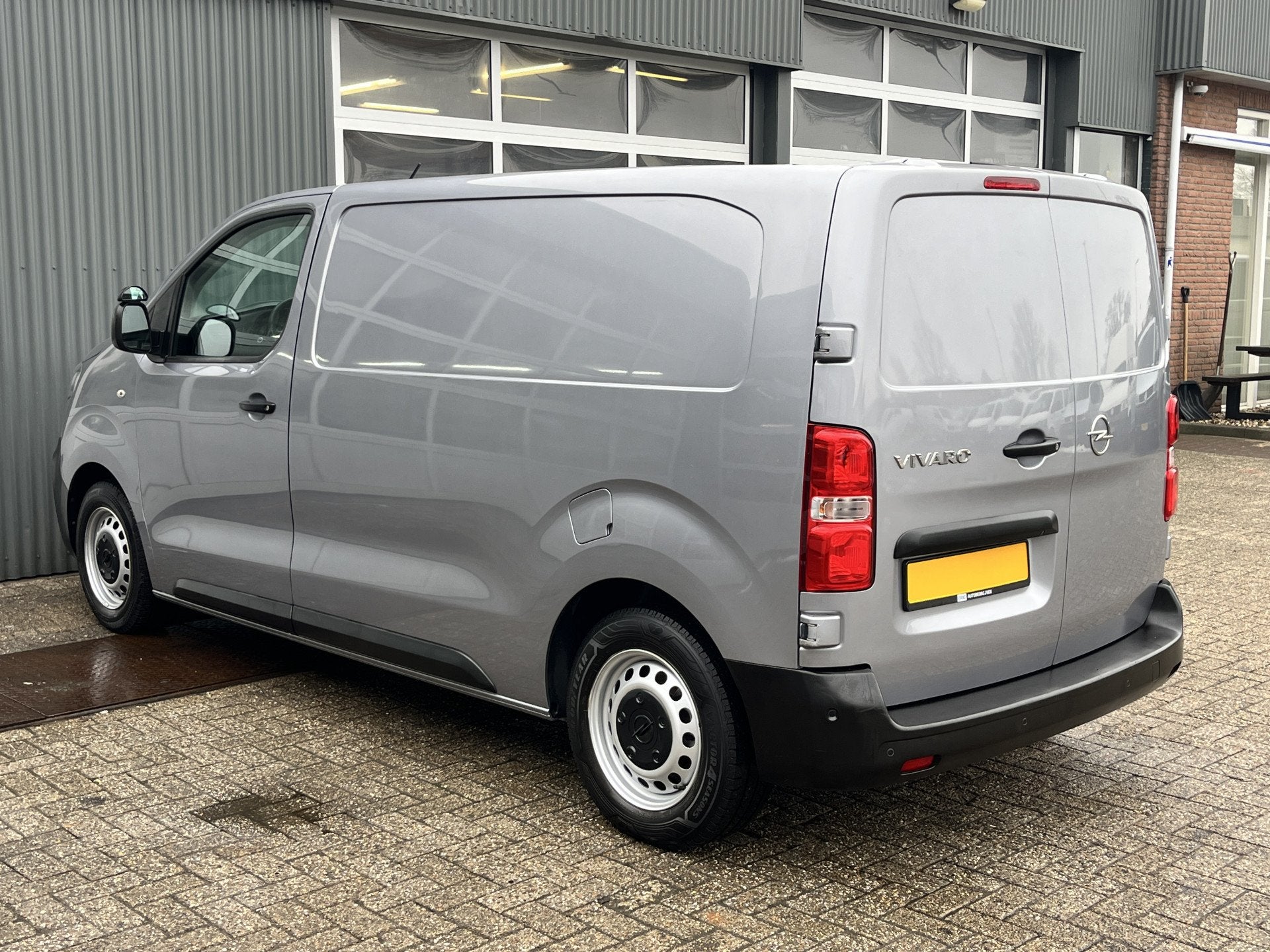 Opel Vivaro 1.5 CDTI L2H1 Marge BTW en BPM vrij! Airco Cruis, Auto's, Voorwielaandrijving, Stof, Gebruikt, 4 cilinders