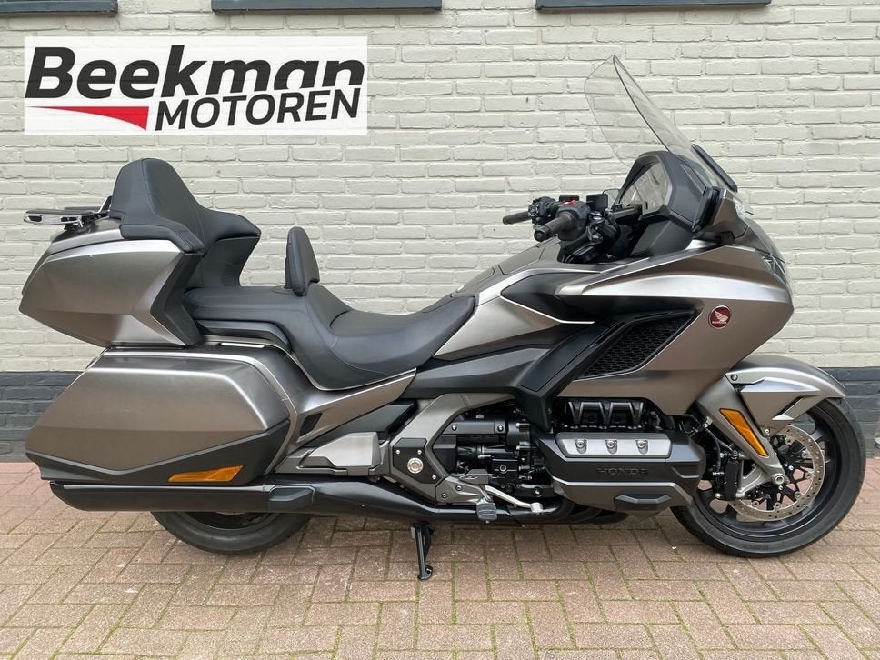 HONDA GL 1800 GOLDWING ABS (bj 2018) 21.179 km NL / deale, HONDA, Motorrijbewijs A, Bedrijf, Onbekend