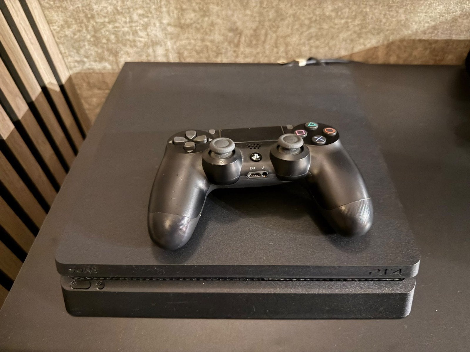 Sony PlayStation 4 Slim 500GB met controller en games, Ophalen of Verzenden, Zo goed als nieuw, Met 1 controller, Slim