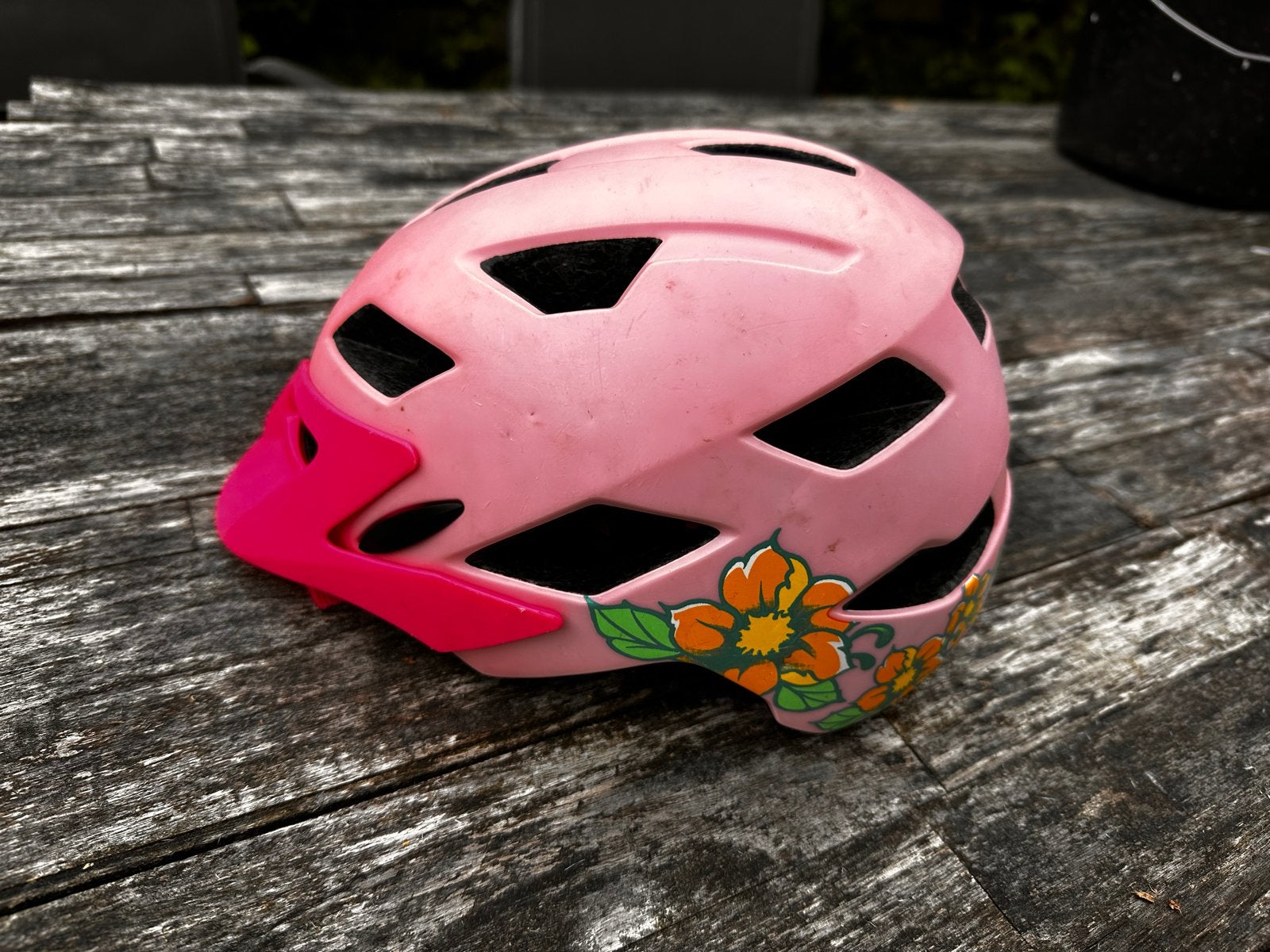 Roze Bell fietshelm voor kinderen met bloemendesign, Ophalen, Gebruikt, Overige maten, Jongen of Meisje