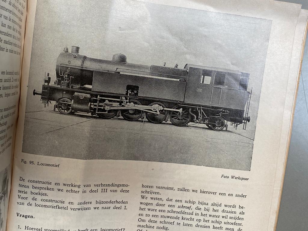 Kennis van Stoomketels  & Stoommachines  2 delen jaren 50, Ophalen of Verzenden, Gelezen