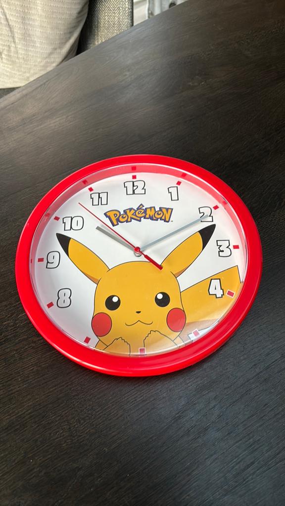 Pokemon/Pikachu klok, Ophalen of Verzenden, Zo goed als nieuw, Klok