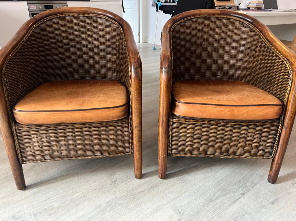 Two wicker / wooden chairs, Ophalen, Gebruikt, Hout