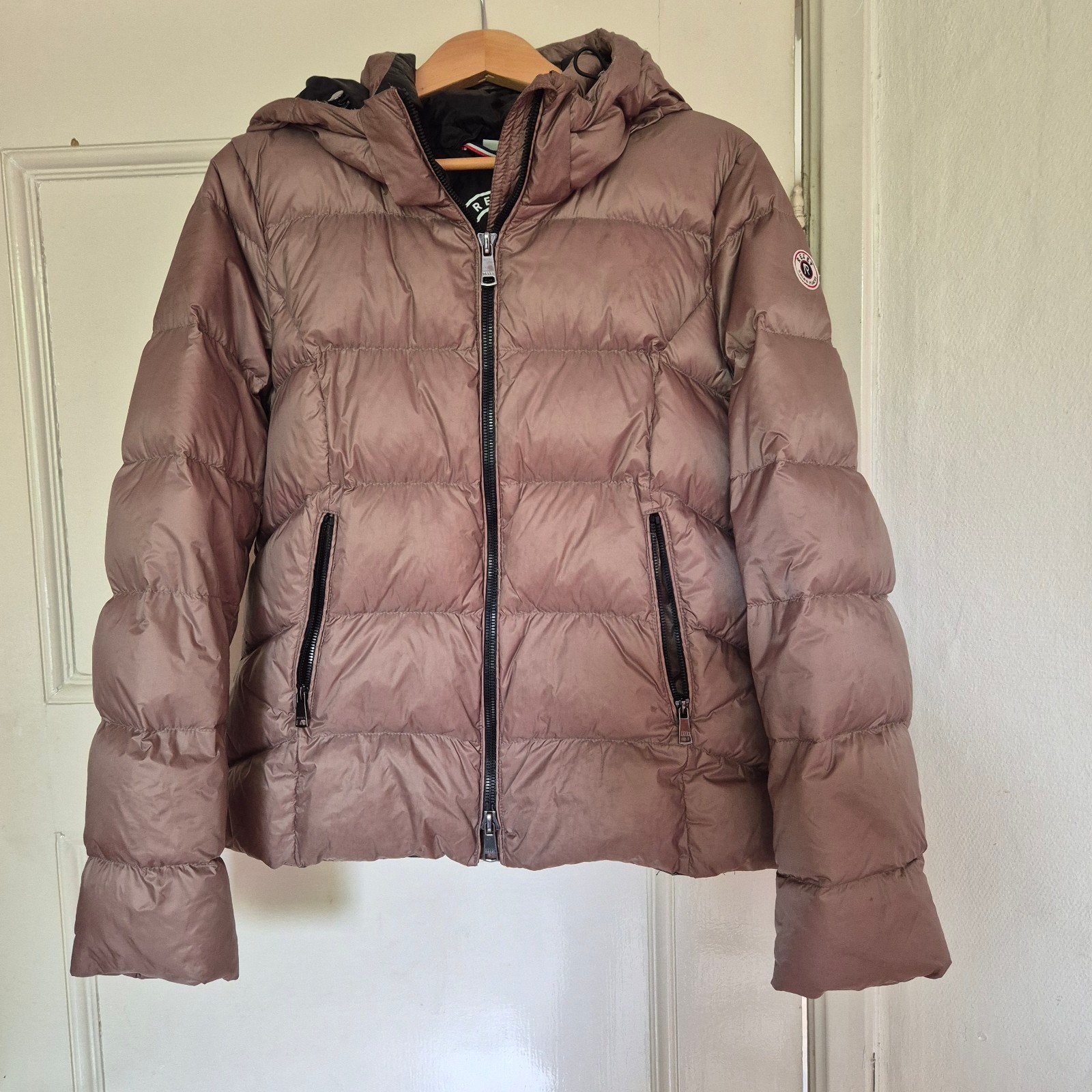 Reset dames donsjas maat L, Beige, Maat 42/44 (L), Ophalen of Verzenden, Gedragen