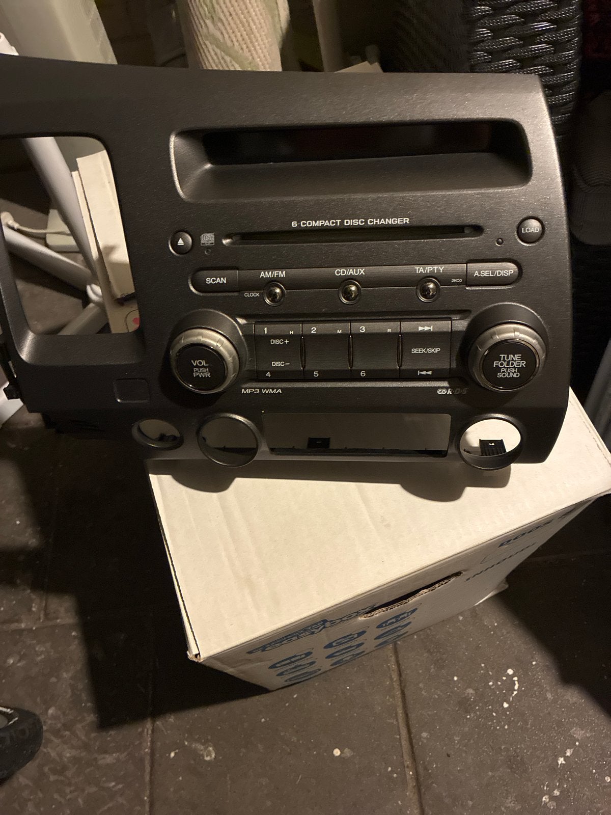 Honda Civic Radio met 6-CD Wisselaar (Gebruikt), Auto diversen, Ophalen, Gebruikt