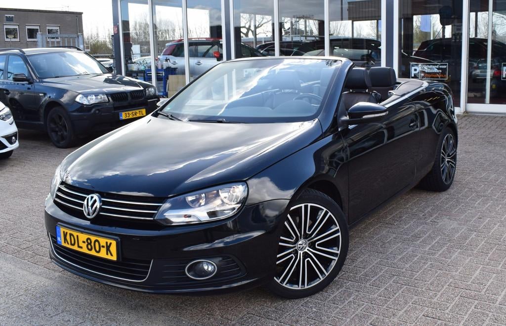 Volkswagen EOS 2.0 TSI Highline CABRIO DEALER ONDERHOUDEN |, Gebruikt, Zwart, 4 cilinders, 4 stoelen