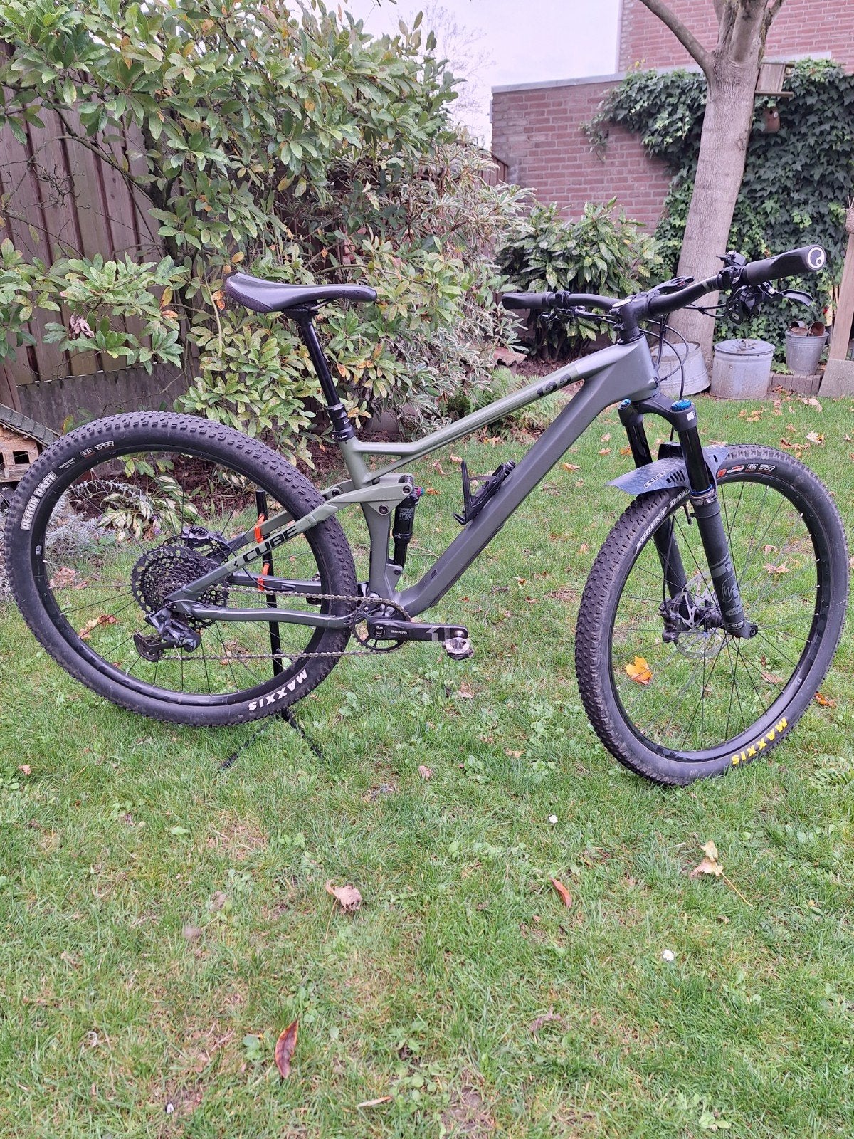Cube Stereo 122 hpc maat M, Fully, 45 tot 49 cm, Zo goed als nieuw, Schijfrem