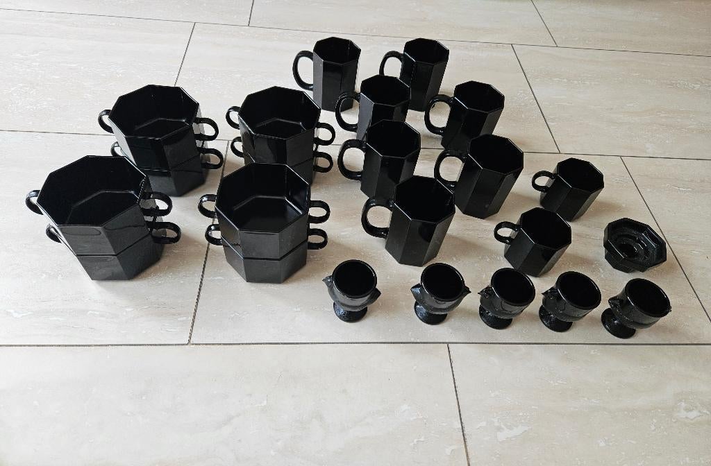 Arcoroc Servies zwart, Huis en Inrichting, Ophalen, Overige materialen, Overige stijlen