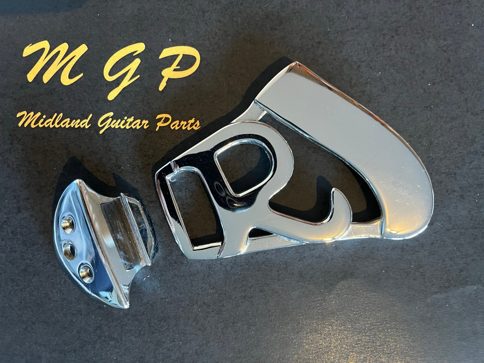 Aftermarket "R" Tailpiece, Chroom, 6-snarig, Ophalen of Verzenden, Nieuw, Elektrische gitaar