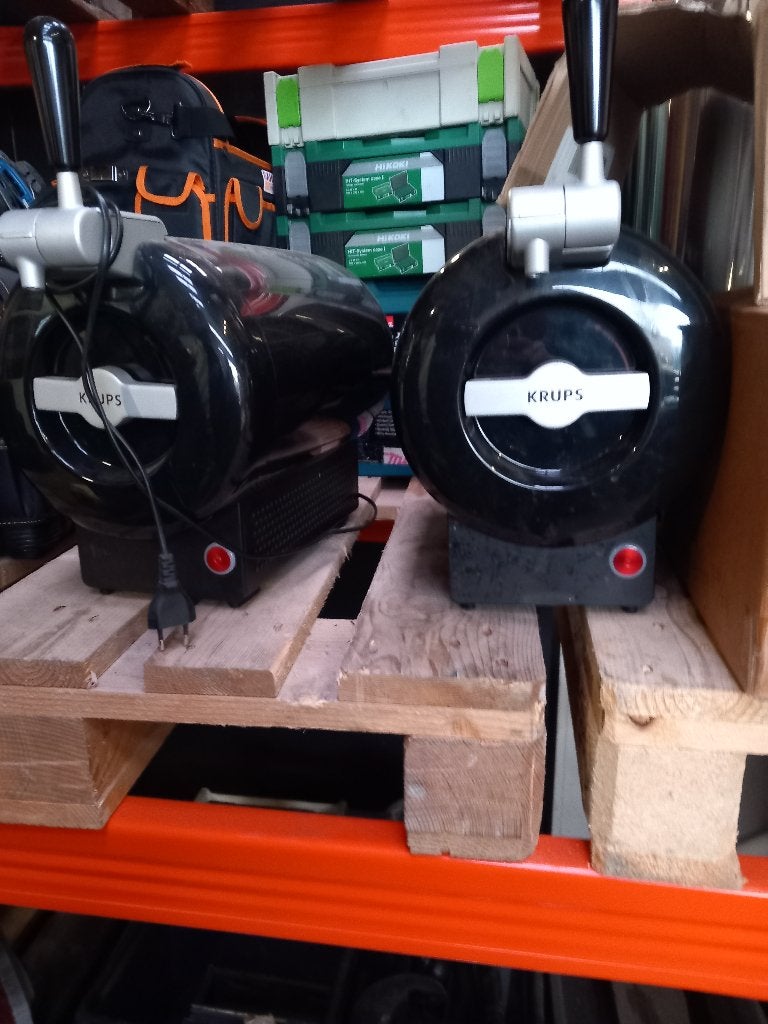 2x Krups 2 liter Beertender thuistap!, Witgoed en Apparatuur, Thuistaps, Ophalen, Zo goed als nieuw, Krups