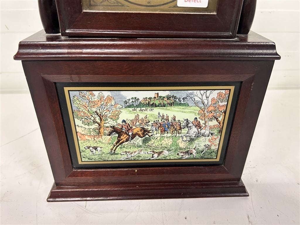 A7428. The Old Berkshire Hunt Foxhound Clock, Jacob Keijzer, Ophalen of Verzenden, Gebruikt, Wandklok