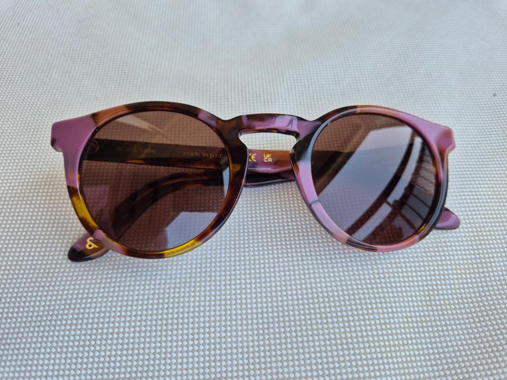 Ace & Tate Benjamin Zonnebril - Zo goed als nieuw, Sieraden, Tassen en Uiterlijk, Ophalen of Verzenden, Zo goed als nieuw, Bruin