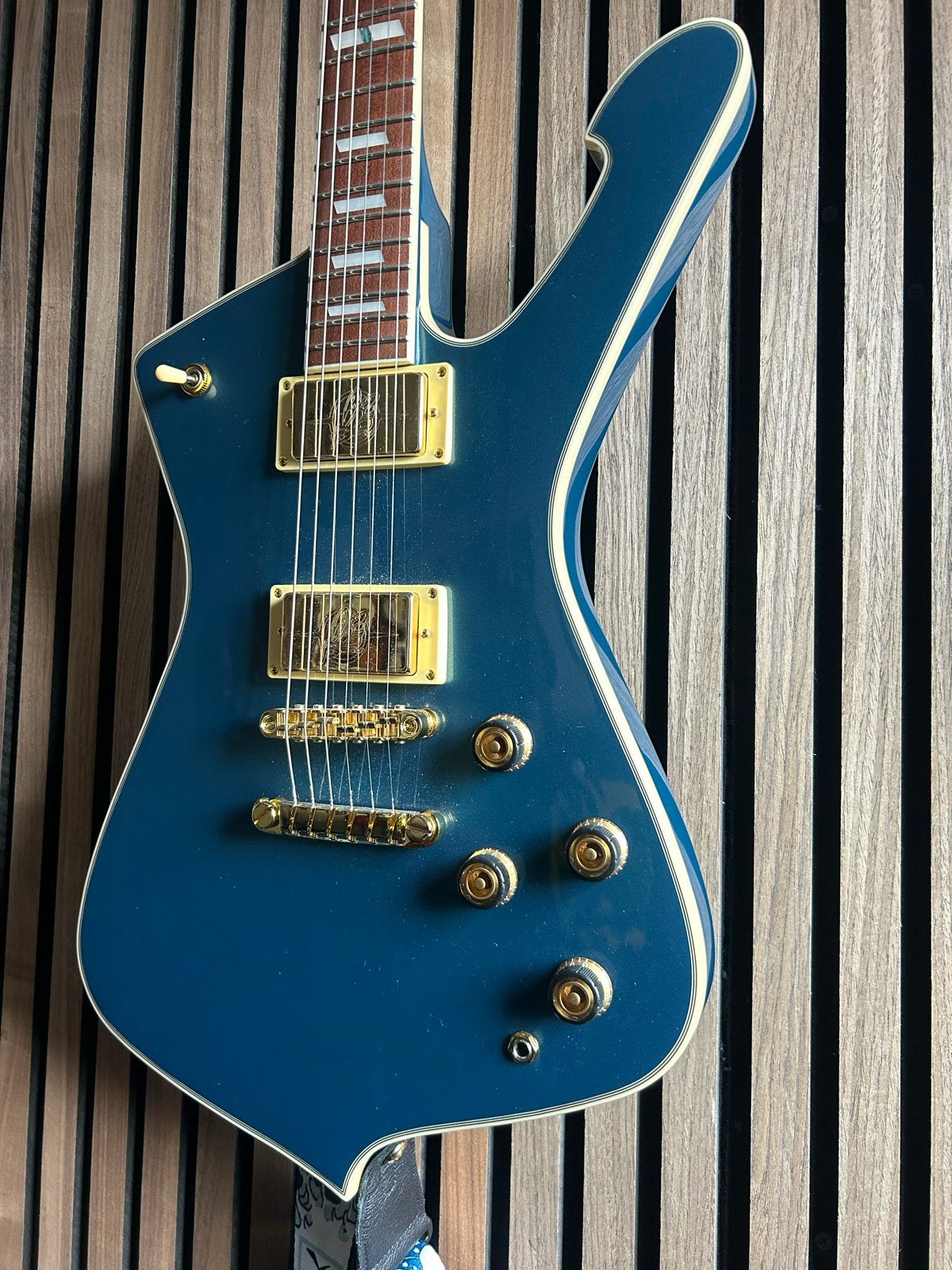 Ibanez iceman, Ophalen of Verzenden, Zo goed als nieuw, Solid body, Ibanez