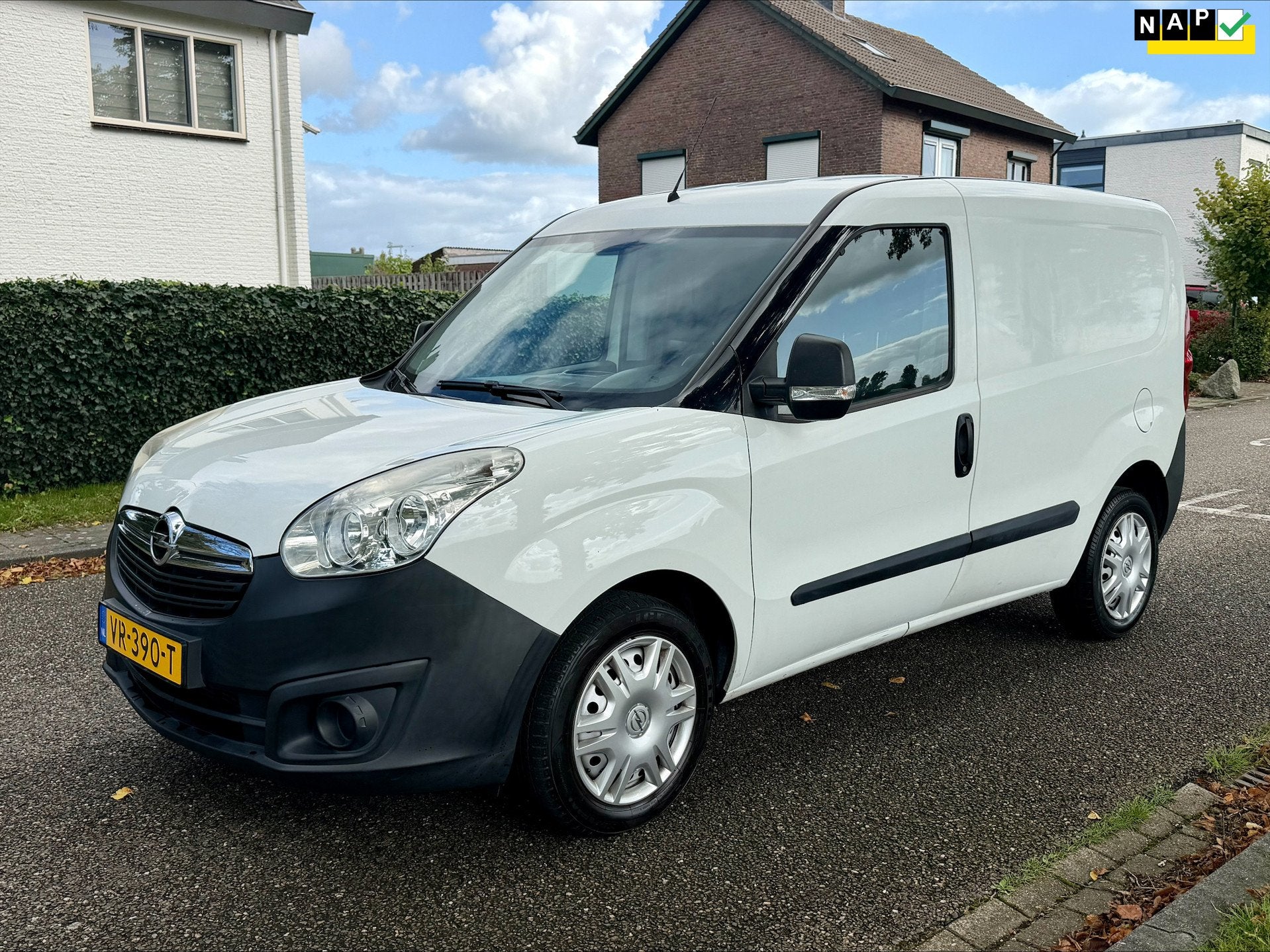 Opel Combo 1.3 CDTi L1H1 ecoFLEX Sport, Euro 5, Gebruikt, 4 cilinders, Wit