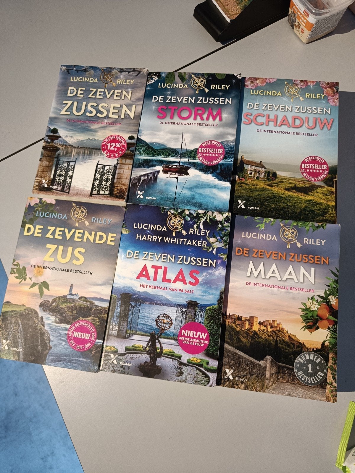 De Zeven Zussen serie - 6-delige set van Lucinda Riley, Ophalen of Verzenden, Zo goed als nieuw