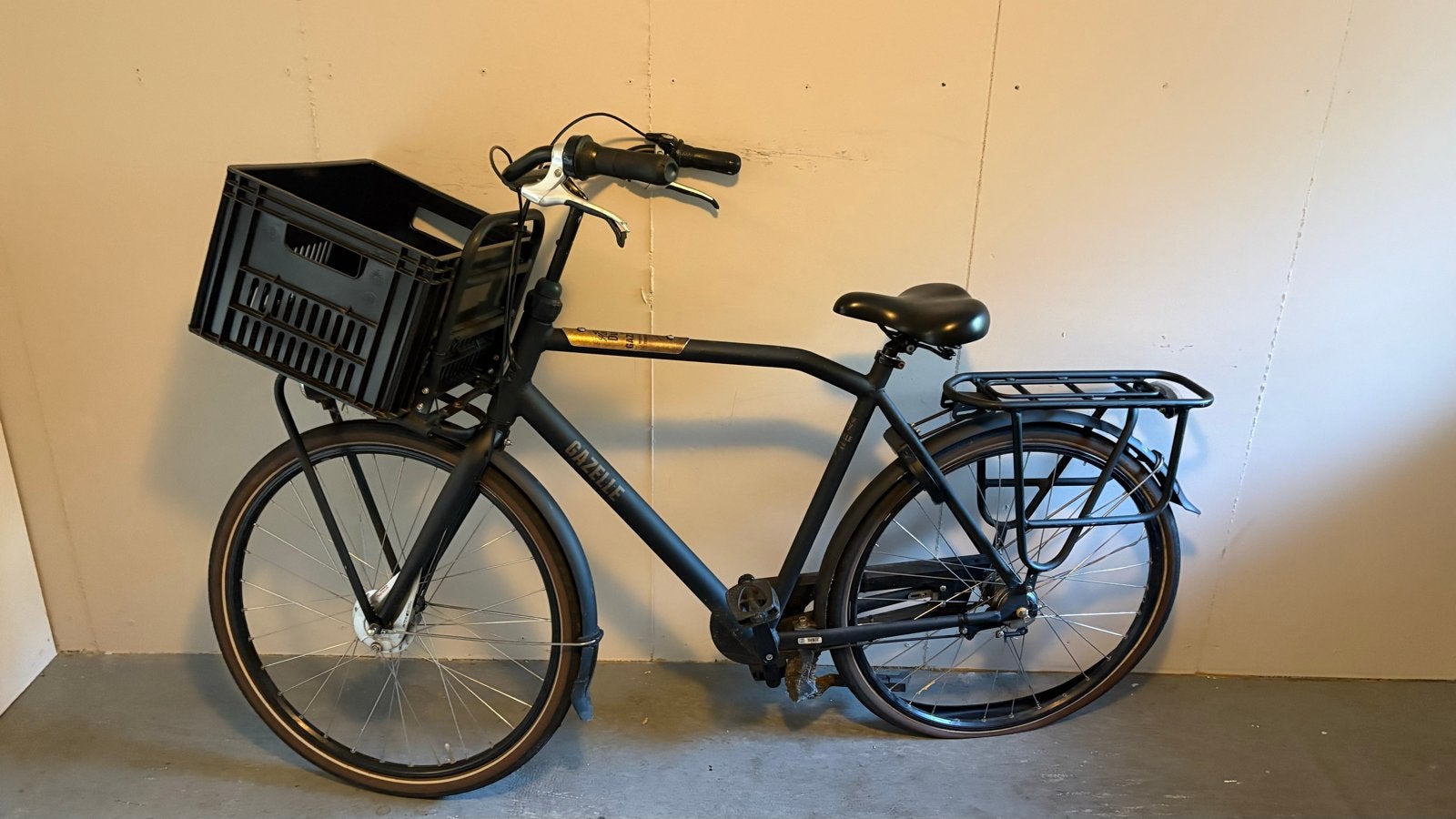 Gazelle Heavy Duty transportfiets - Achterband defect, Fietsen en Brommers, Ophalen, Gebruikt, Versnellingen, Gazelle