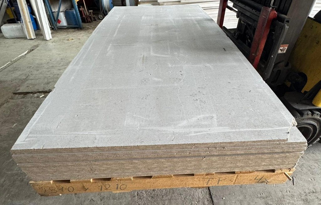 Cetris houtvezelplaten 2500x1200 15mm, Ophalen, Minder dan 180 cm, Palen, Hardhout