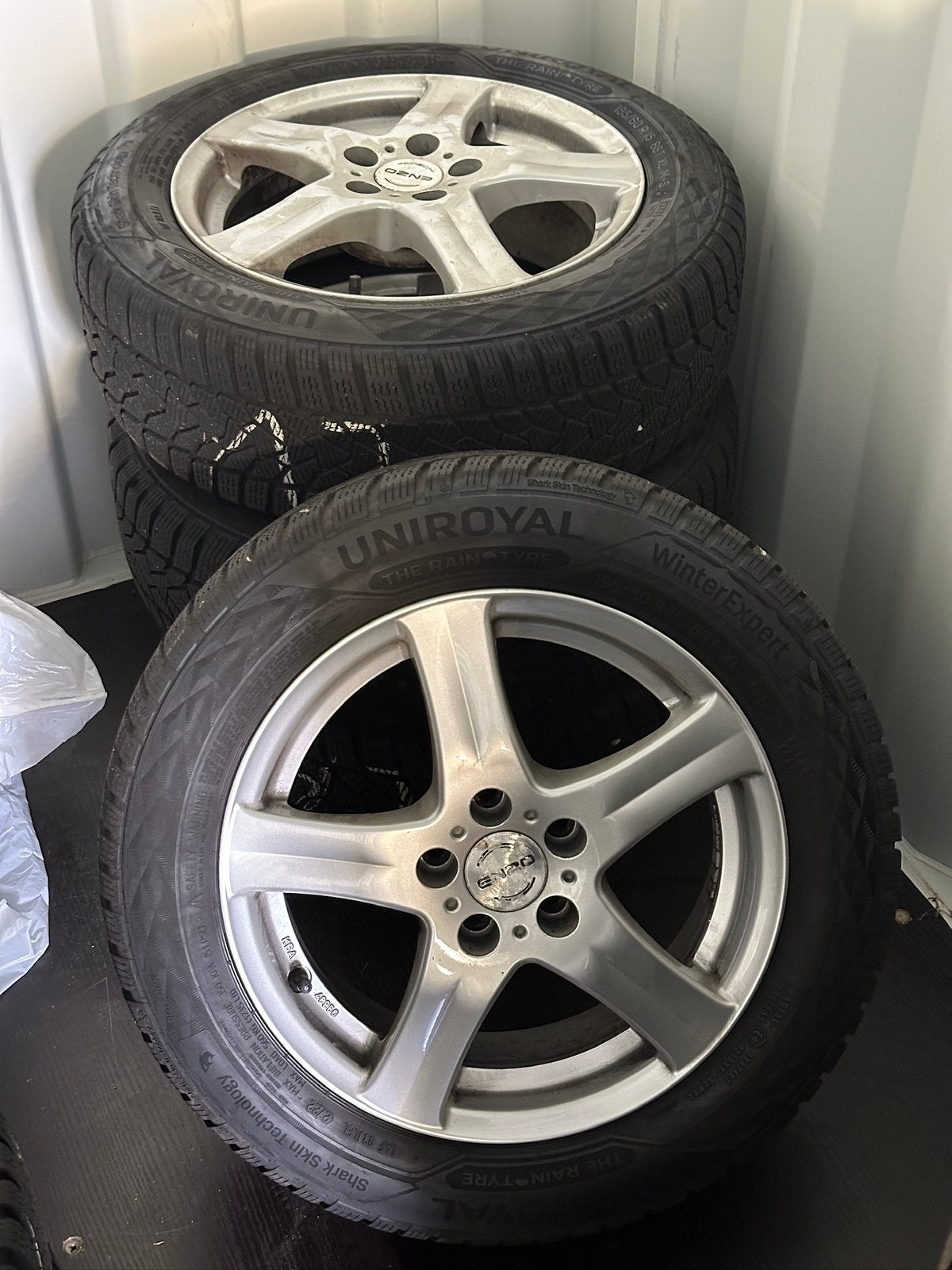 Winterset 15 inch Enzo Wheels Audi A1 etc., Auto-onderdelen, Banden en Velgen, Ophalen, Gebruikt, 15 inch, Banden en Velgen