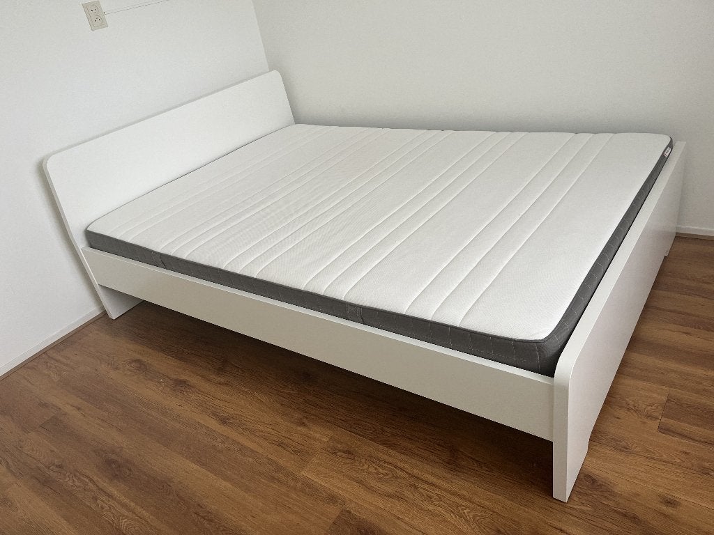 Logeerbed en commode, Huis en Inrichting, Ophalen, Verstelbaar, Tweepersoons, 140 cm
