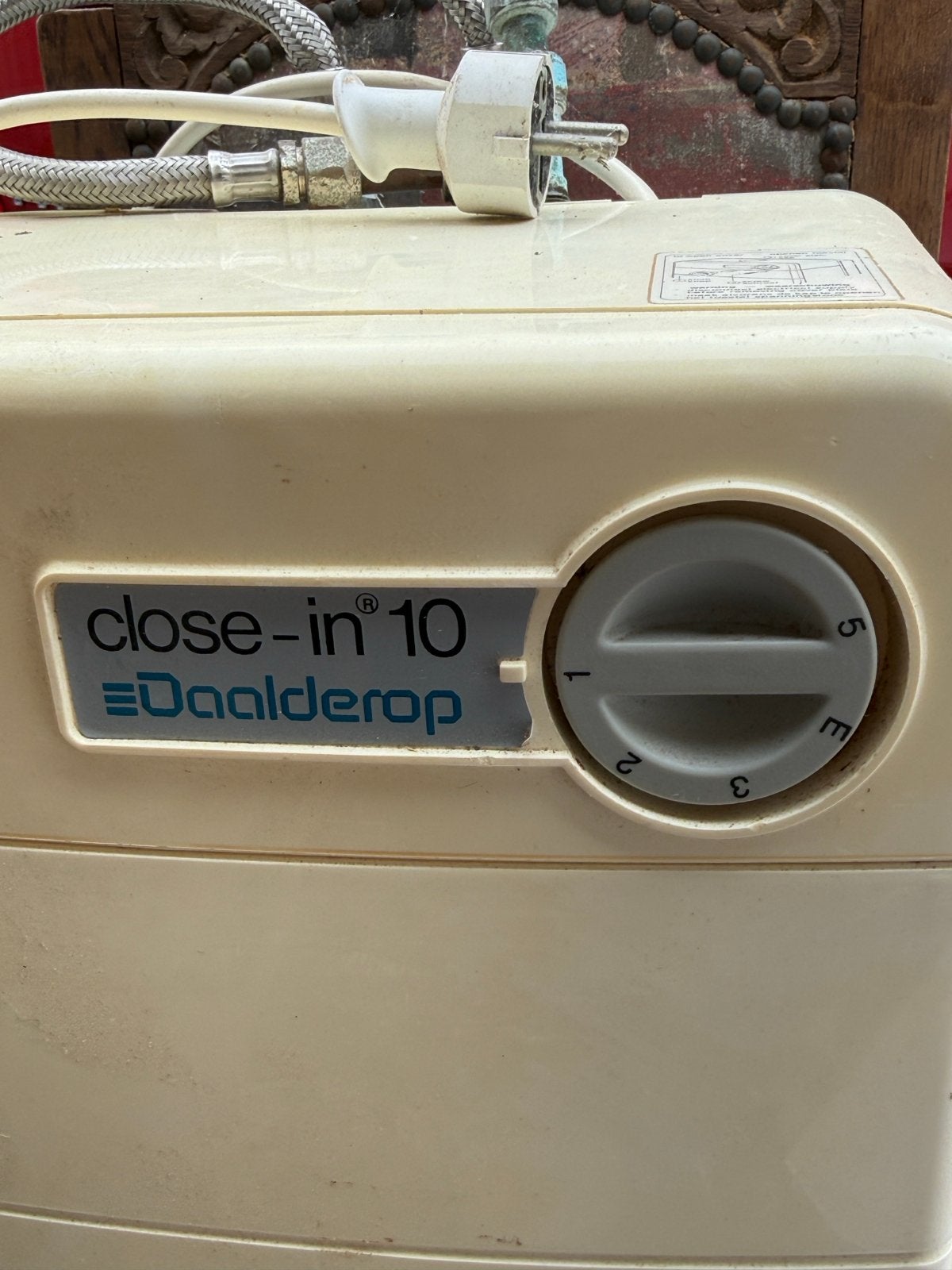 Daalderop Close-in 10 liter boiler, Gebruikt, Aardgas, Minder dan 20 liter, Ouder dan 10 jaar