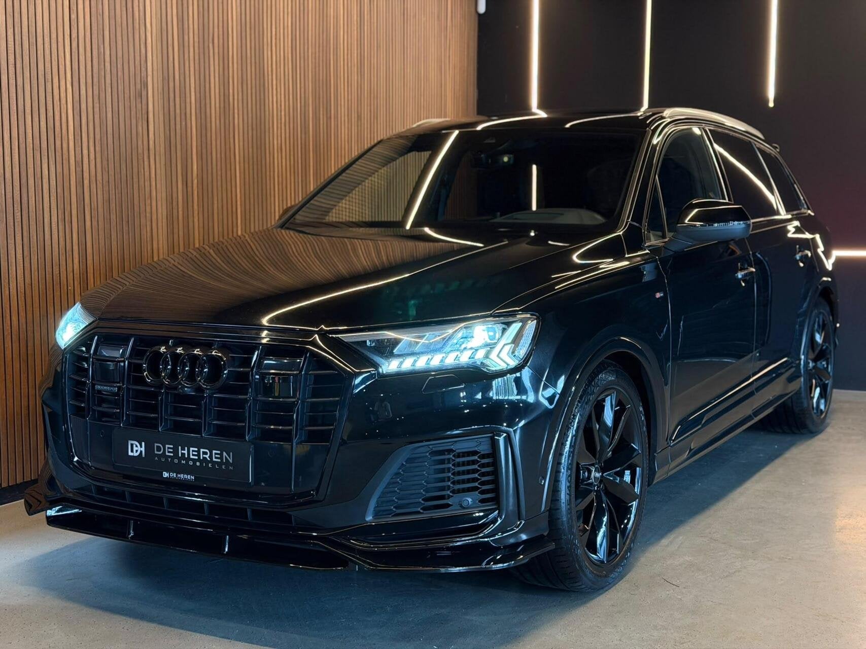 Foto 44 van Audi Q7 55 TFSI Quattro SQ7 uitv|7Pers|B&O|Pano|360|Matrix|