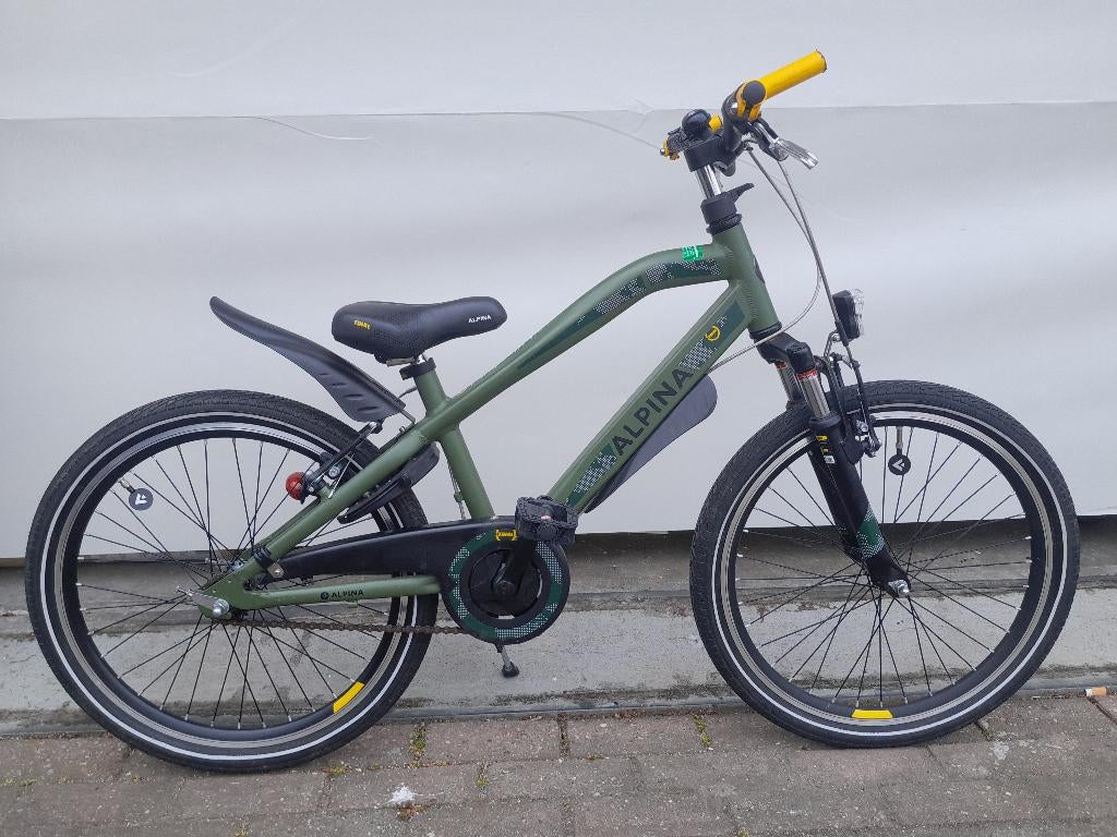 Diverse 22 inch jongensfietsen: Alpina, Loekie, Ophalen, Terugtraprem, 22 inch, Alpina Trial
