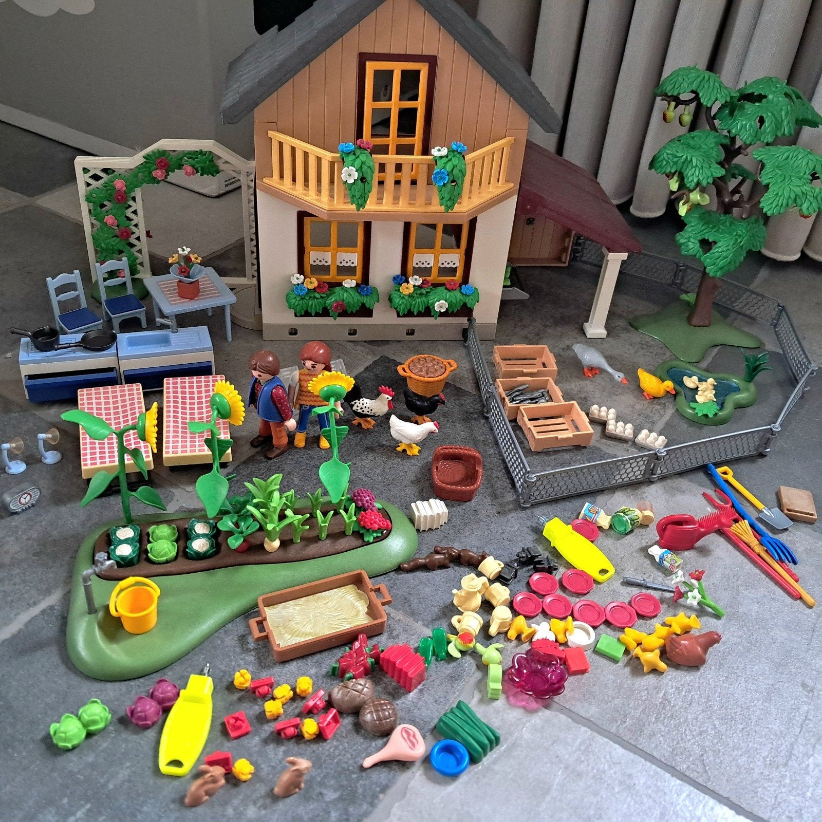 playmobil boerderij / hoeve met bio winkel / complete set, Gebouw, Complete set, Ophalen of Verzenden, Zo goed als nieuw
