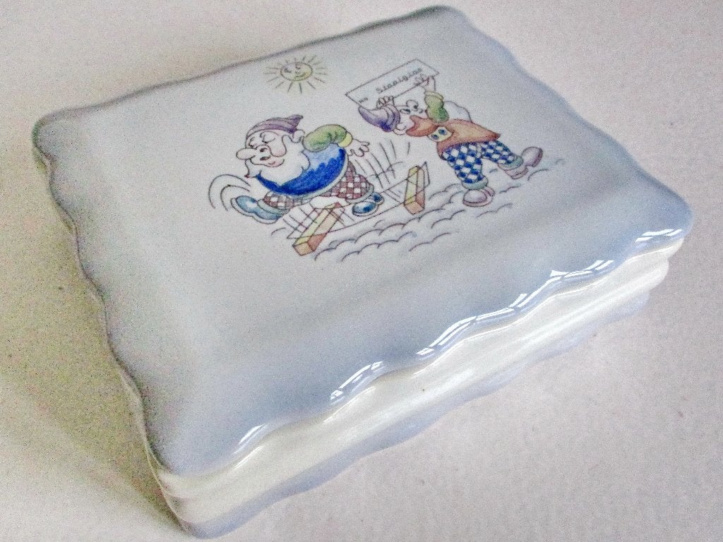 Dekseldoos met Disney figuren kabouter kabouters, Ophalen of Verzenden