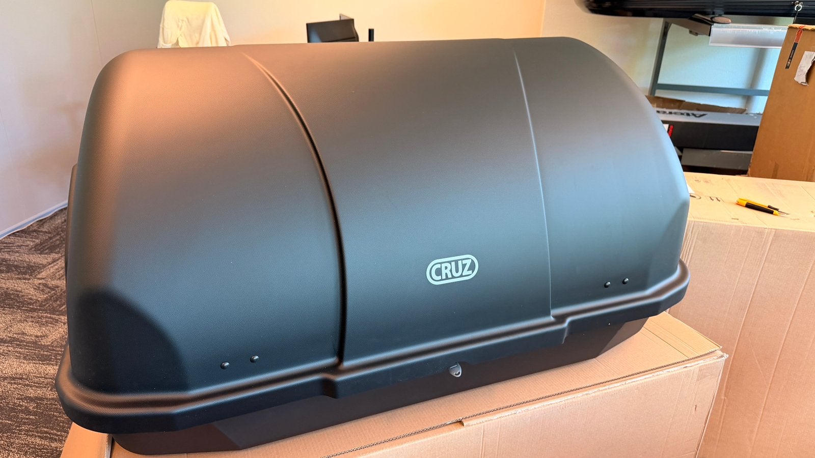 Cruz bagagebox Apex 400 liter trekhaak koffer, Auto diversen, Ophalen, Zo goed als nieuw
