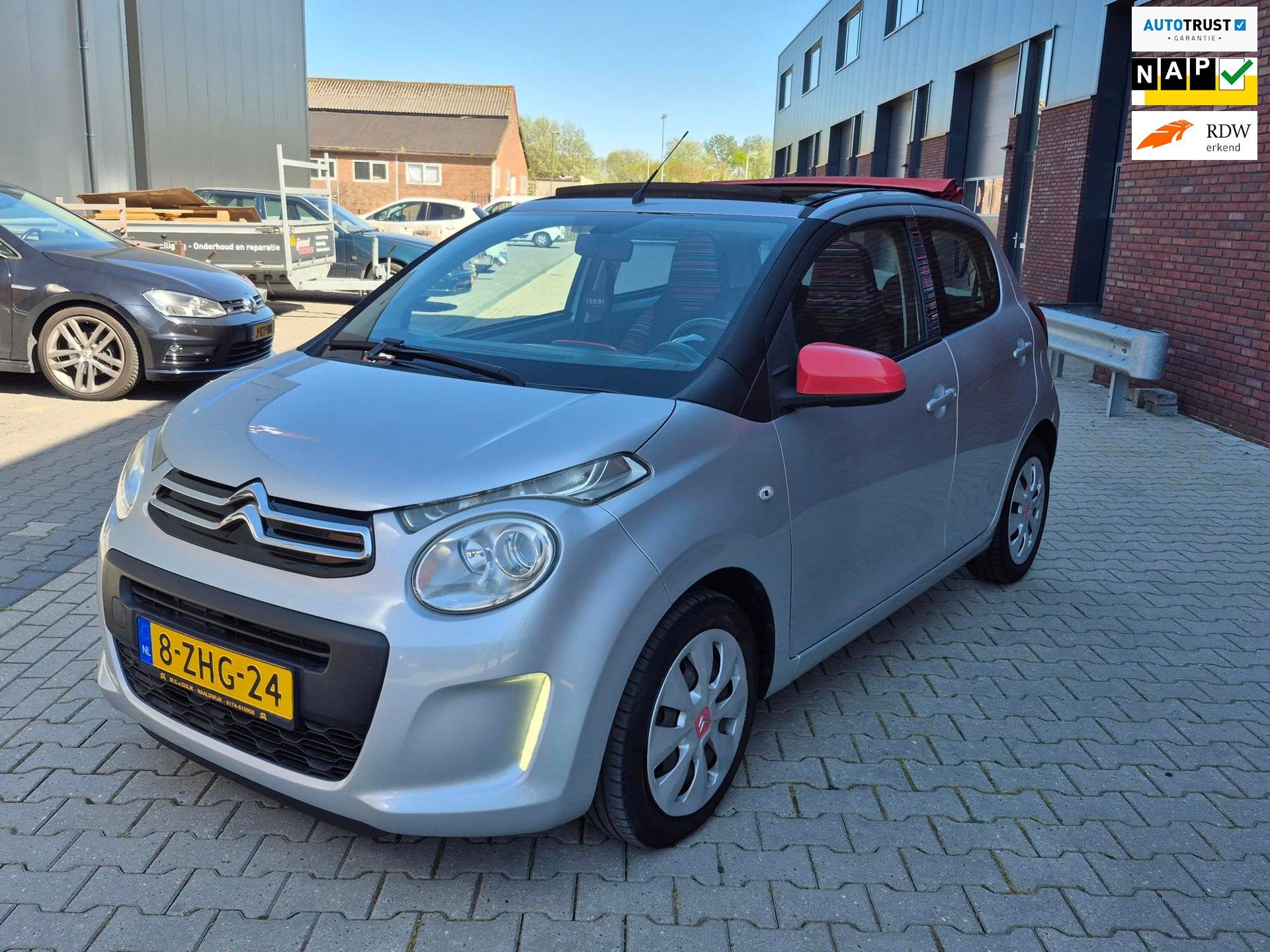Citroen C1 1.2 PureTech Airscape Shine Cabrio, Voorwielaandrijving, Euro 5, Stof, Gebruikt