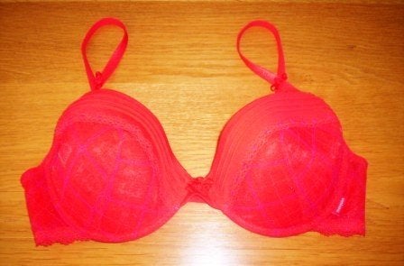 BH 75C Manguun fel rood beugelmodel in prima staat, Manguun, Ophalen of Verzenden, Rood, BH