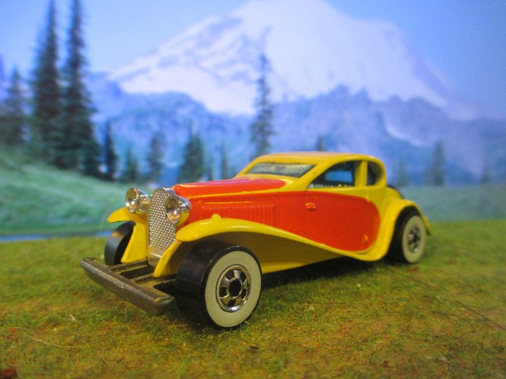 '37 Bugatti Hot Wheels White Walls 2-tone yellow/orange 1980, Ophalen of Verzenden, Gebruikt, Auto