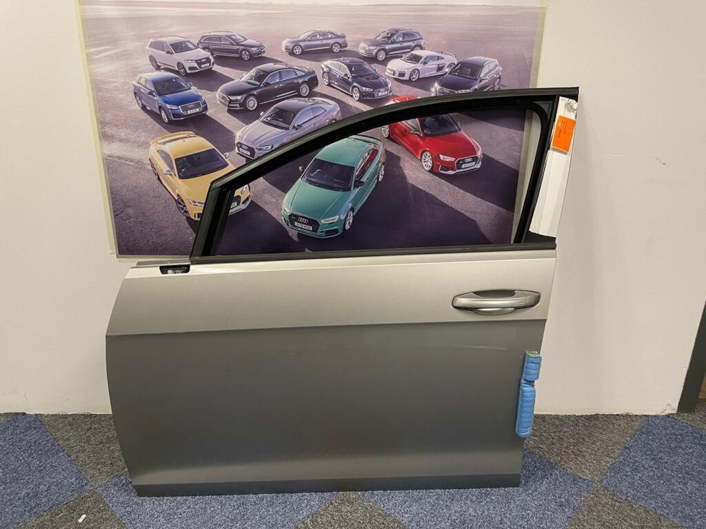 NIEUW Portier Linksvoor Golf 7 LB7W Links voor Deur Grijs, Deur, Voor, Nieuw, Ophalen of Verzenden