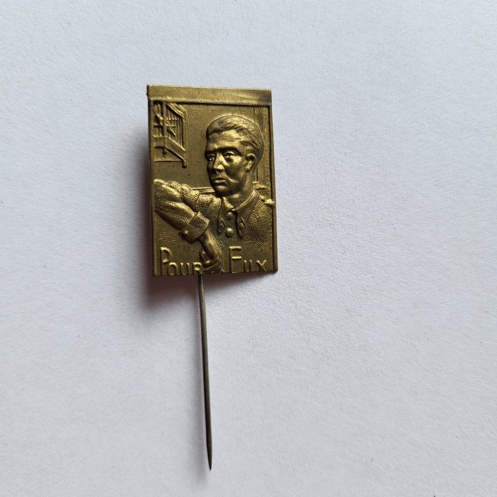 Poureux speldje, Gebruikt, Niet vindbaar, Niet vindbaar, Speldje of Pin