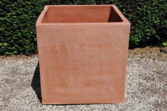 Terracotta pot vierkant cubo quadrato | Terracotta Bloempot, Tuin en Terras, Bloembakken en Plantenbakken, Steen, Minder dan 30 cm