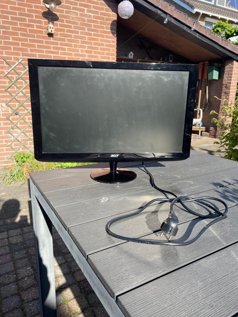Gratis af halen: Acer TV/Beeldscherm, Gebruikt, 50 Hz, LCD, 60 tot 80 cm