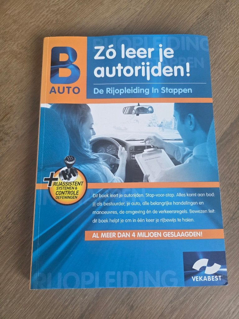 Zó leer je autorijden! – Rijopleiding in Stappen – VekaBest, Boeken, Ophalen of Verzenden, Alpha, Zo goed als nieuw
