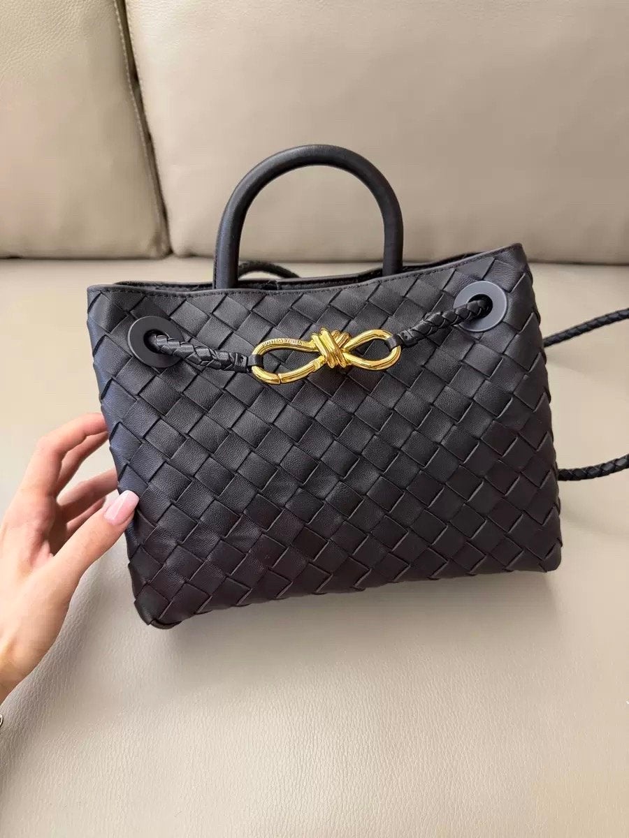 Bottega Veneta Andiamo, Ophalen of Verzenden, Nieuw, Zwart, Handtas