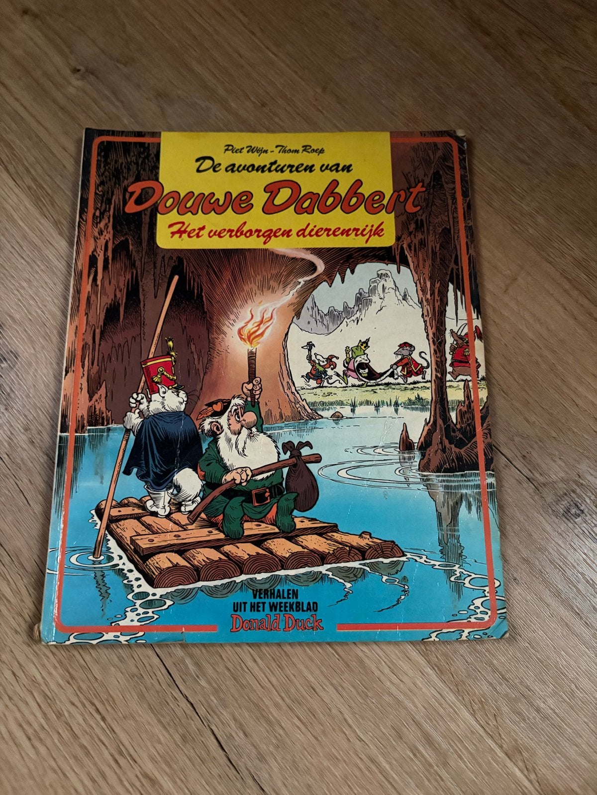 Douwe Dabbert: Het verborgen dierenrijk (Donald Duck), Eén stripboek, Ophalen of Verzenden, Gelezen