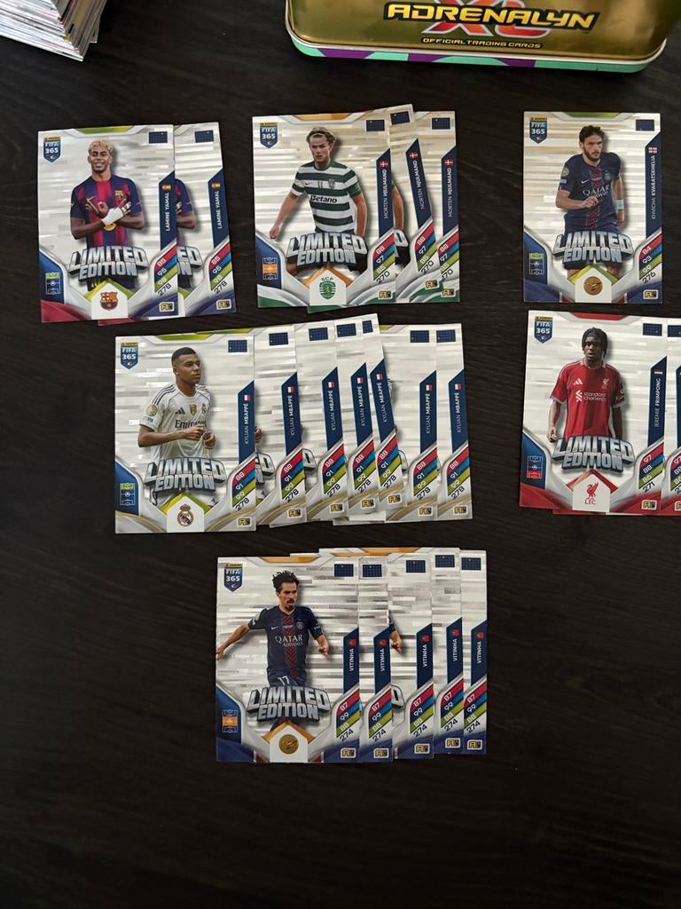 FIFA 365 Adrenalyn XL Limited Edition 2026 panini, Ophalen of Verzenden, Zo goed als nieuw, Artiest