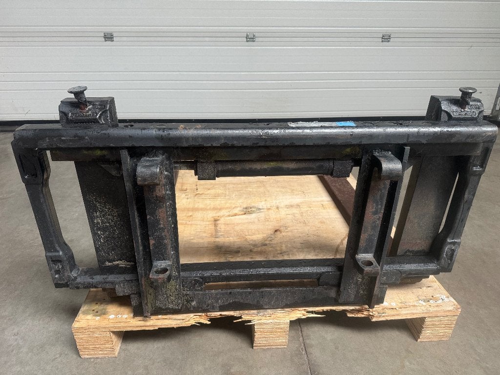Avant, norcar, Multione vorkenbord, Ophalen