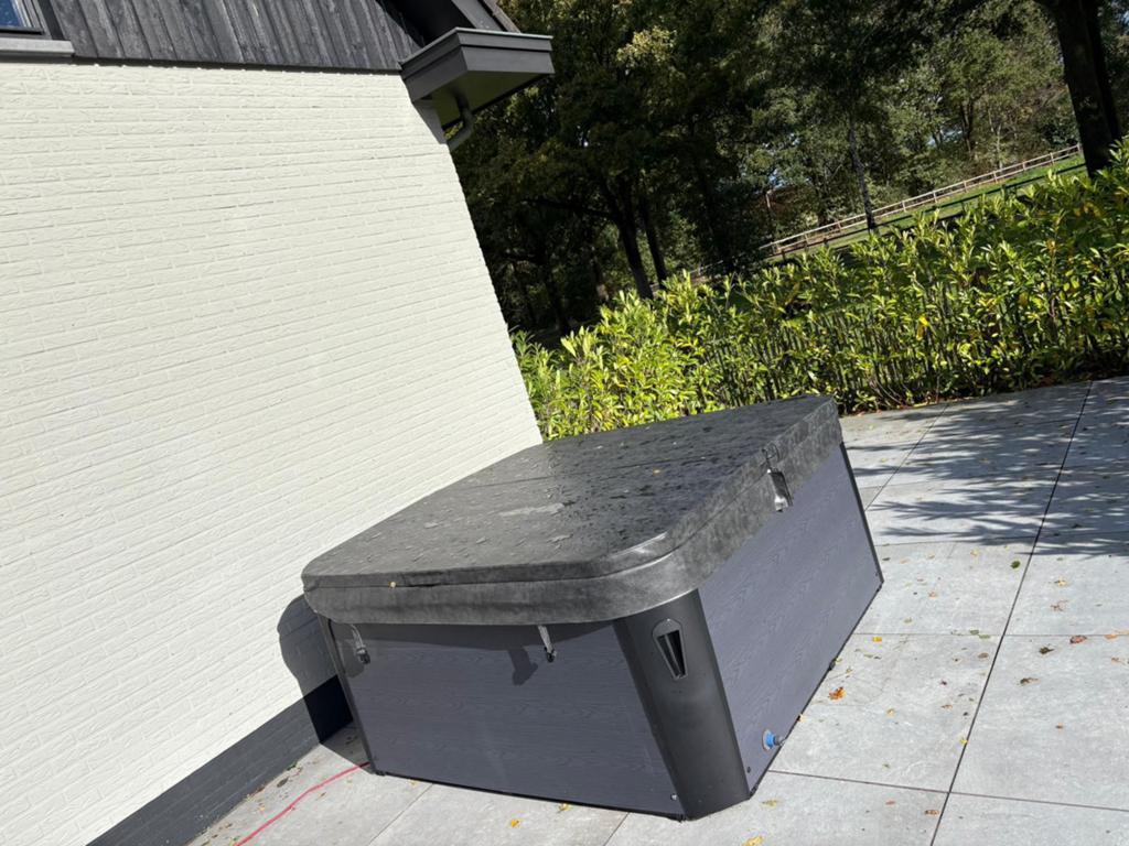 Jacuzzi gecko spa half jaar oud, Tuin en Terras, Bubbelbaden en Hottubs, Ophalen of Verzenden, Filter